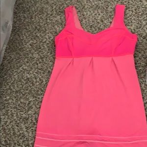 Lululemon tank!